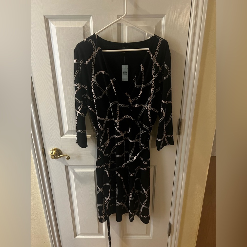Ann Taylor Factory Black & White Chain Print Dress. XL Petite. Faux wrap.